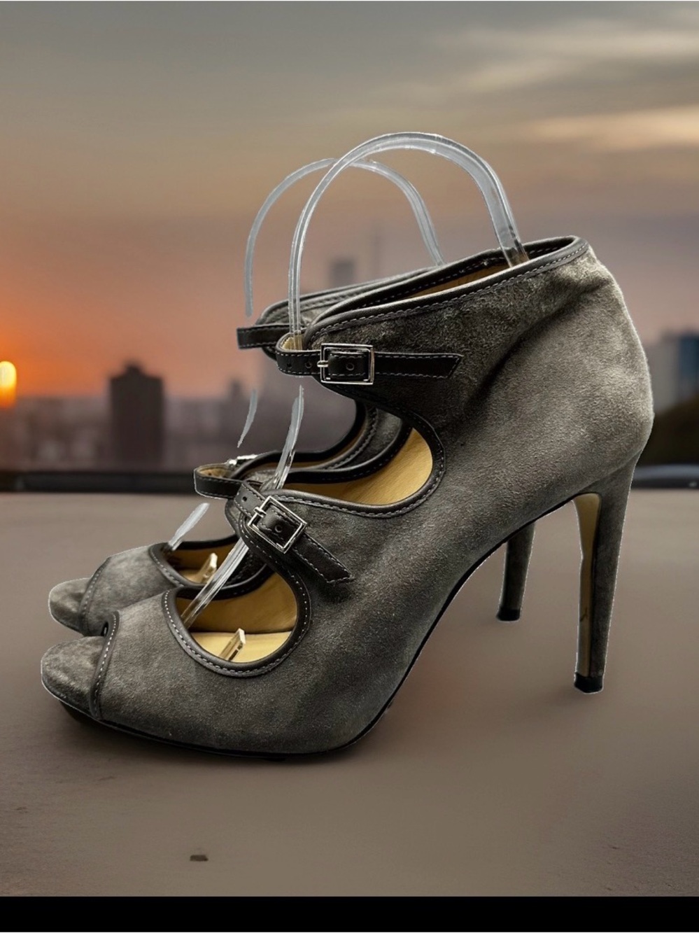 Ann Taylor Size 8 Gray Suede Buckle Strap Heels
